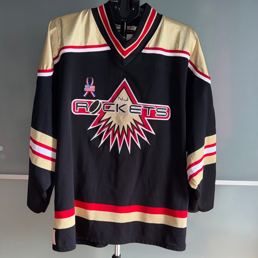 Black and Gold Men's Jersey